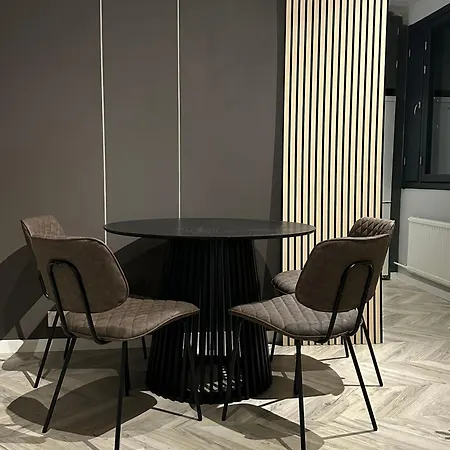 Modern Studio @ Center Huoneisto *